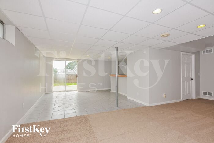 Building Photo - 124 Royallsprings Pkwy