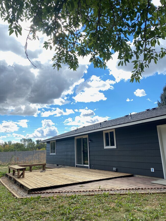 Building Photo - 394 S Harlan Pl