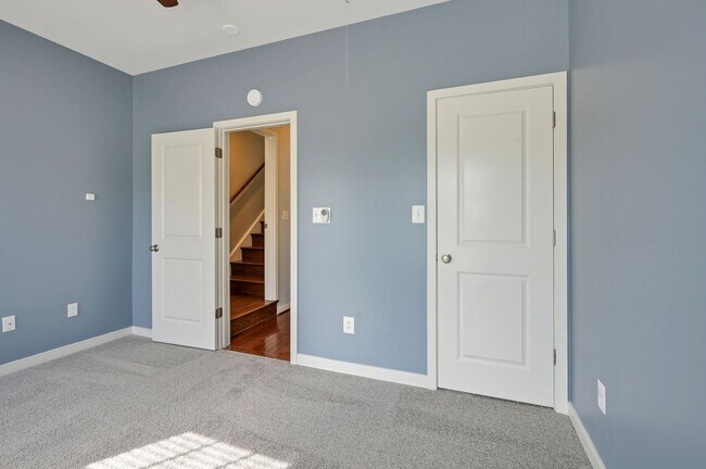 Building Photo - 3 bedroom 2.5 bathroom TownHome // Brookland//Garage Parking & Rooftop Deck