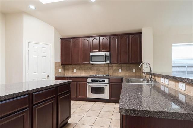 Building Photo - 1096 Wetland Dr