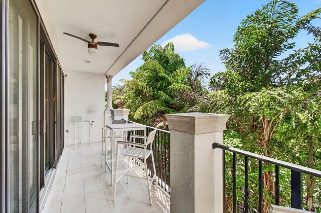 Building Photo - 622 Windward Cir S