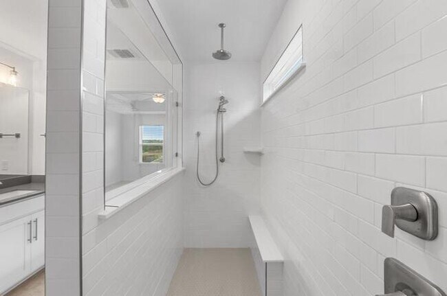 Building Photo - 140 Inlet Ln