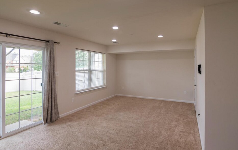 Building Photo - 11346 Sandestin Pl