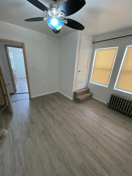 Building Photo - 3426 Fairfield St