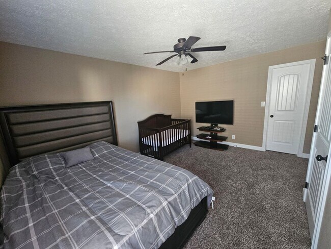 Building Photo - Crosswinds Subdivision! Beautiful 2 Story ...