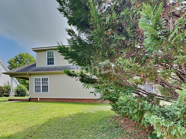 Building Photo - 1628 Antebellum Dr