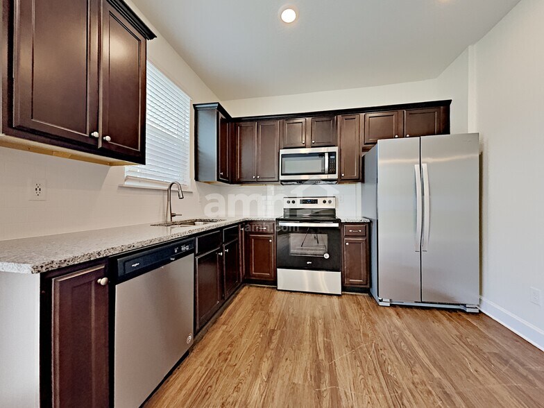 Building Photo - 2942 Calebs Cove Way