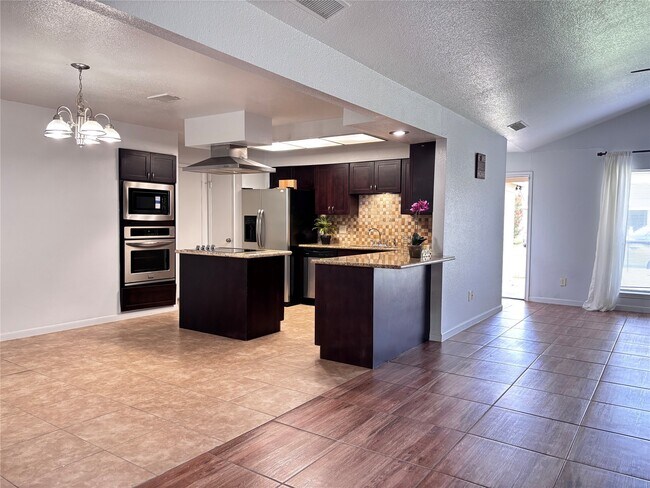Building Photo - 11547 Willwood Dr