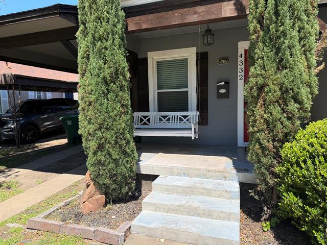 Building Photo - 4332 Calmont Ave