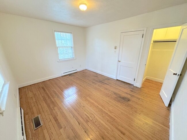 Building Photo - 1313 Frank St