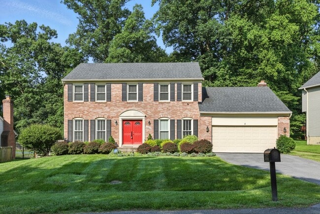Primary Photo - 14720 Peachwood Dr