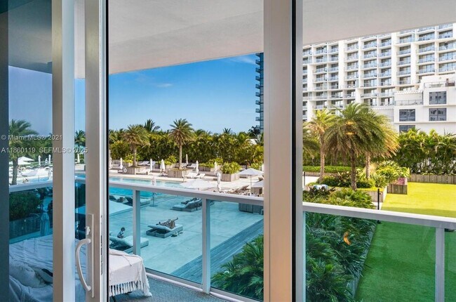 Building Photo - 2301 Collins Ave