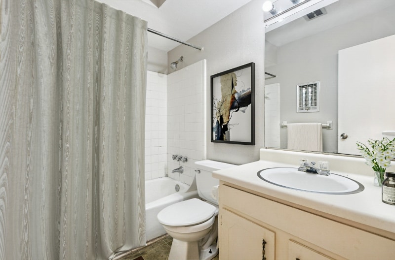 Building Photo - 4001 Georgetown Dr