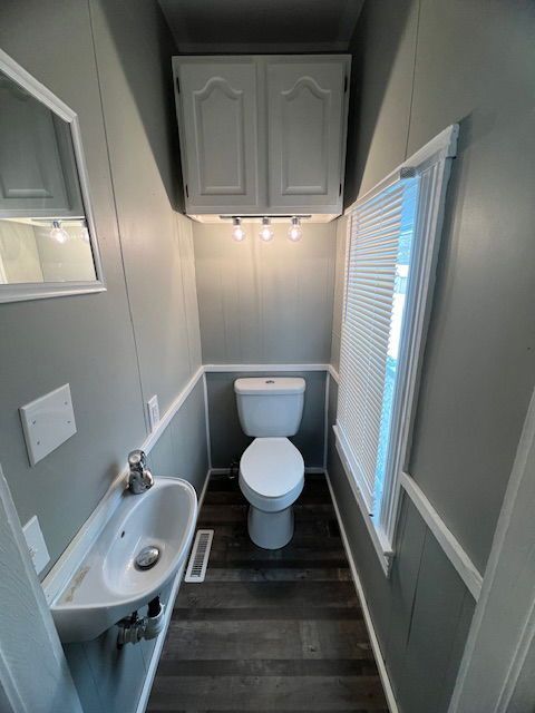 Building Photo - 226 E High St