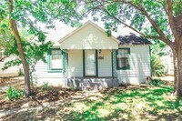 Building Photo - 2528 Frazier Ave
