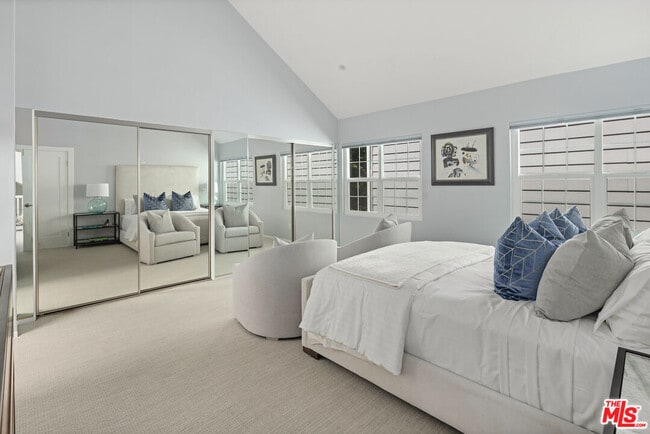Building Photo - 13082 Mindanao Way