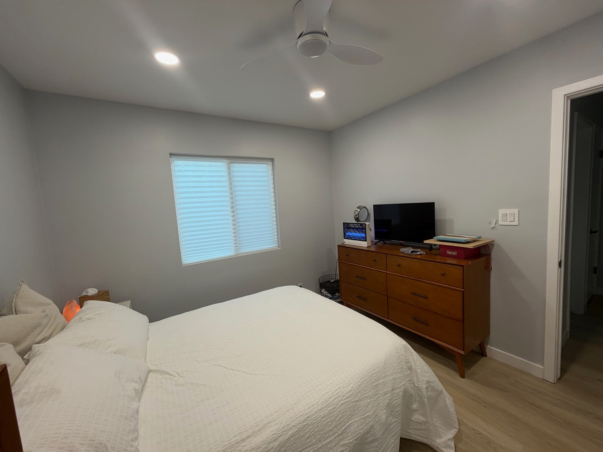 Building Photo - 11707 Atkinson Ave