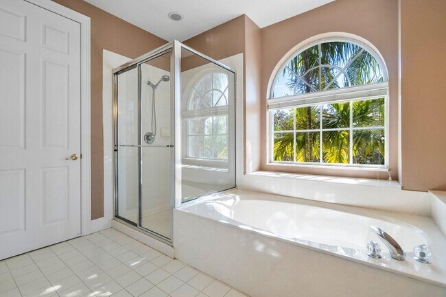 Building Photo - 9543 Barletta Winds Point