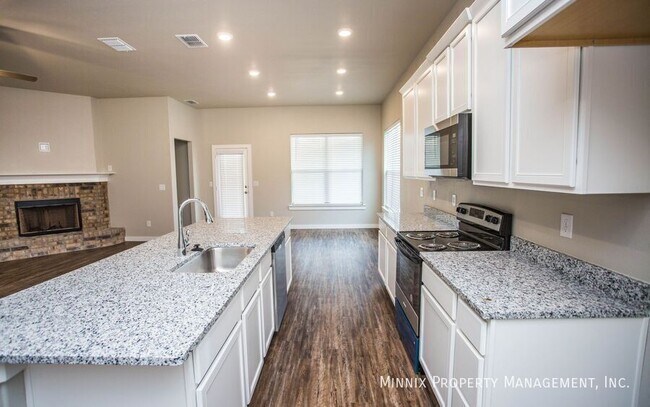 Building Photo - 2150 Kirksey Ave