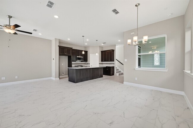 Building Photo - 3358 City Heart Ave