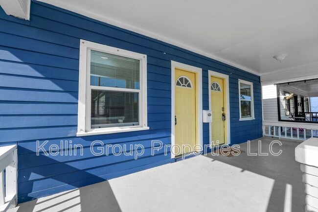 Building Photo - 2524 W Cherry St