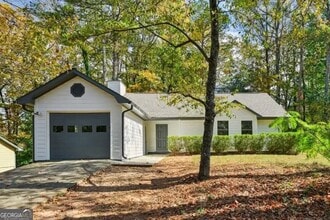 Building Photo - 216 Old Atlanta Rd