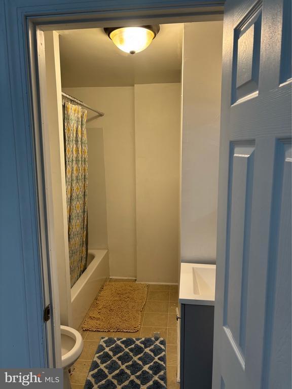 Building Photo - 4328 Frankford Ave