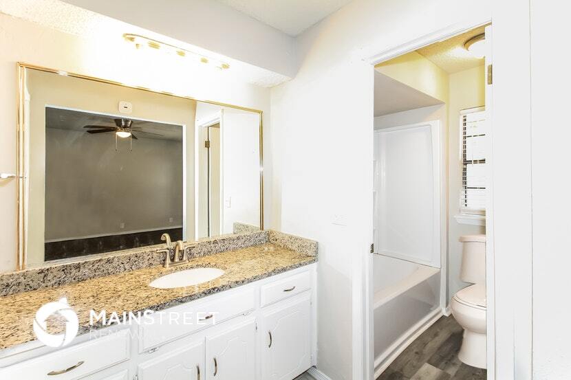 Building Photo - 1305 Aquarius Rd