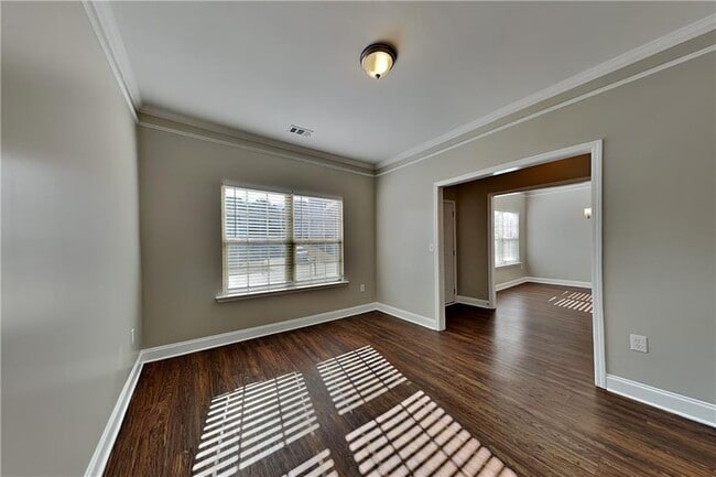 Building Photo - 122 Dynasty Ln