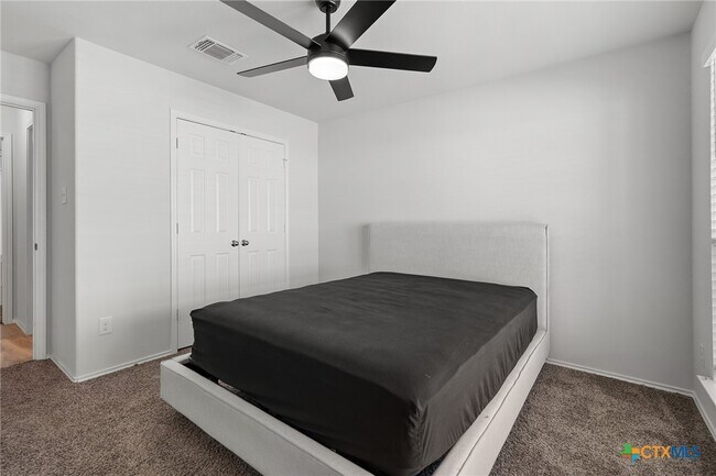 Building Photo - 9308 Everly Dr