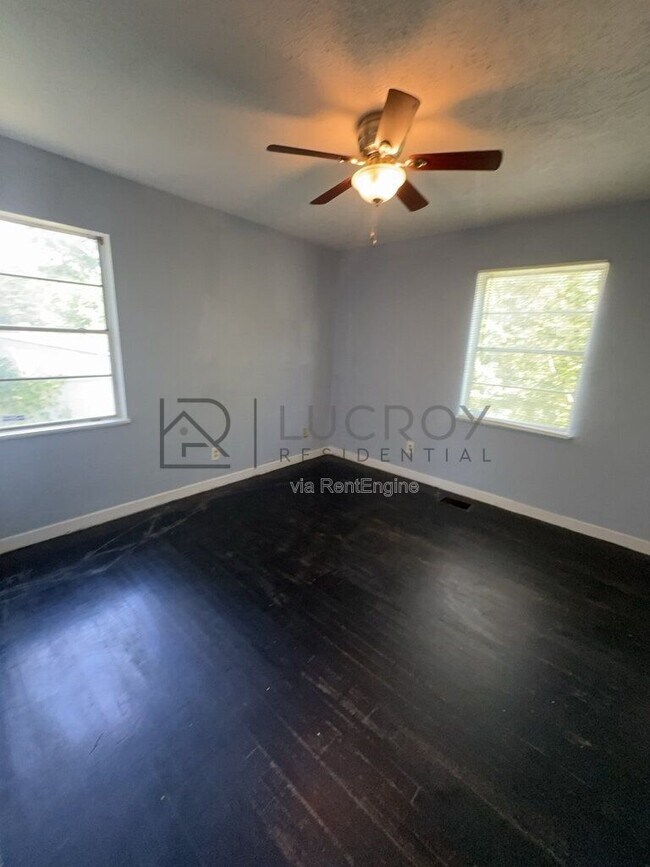 Building Photo - 1339 Maria Dr