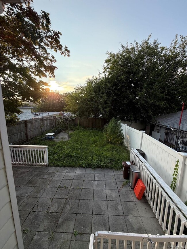 Building Photo - 4529 Carpenter Ave