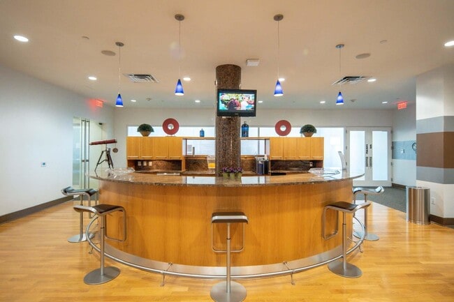 Building Photo - 4 Beacon Way