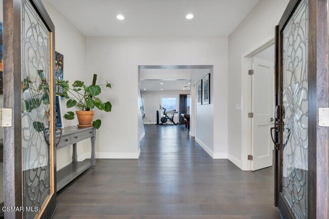 Building Photo - 4066 Calle Del Sol