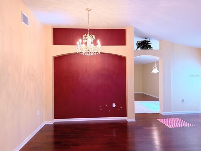 Building Photo - 5600 S Sparrow Hawk Ct