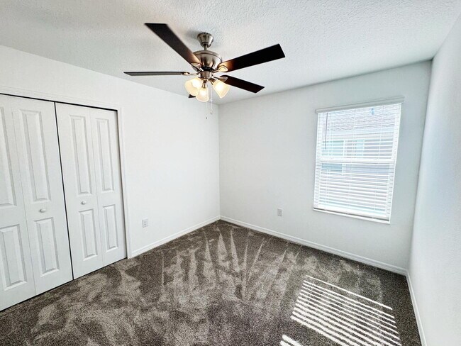 Building Photo - Single Family 4 Bedroom Home for Rent