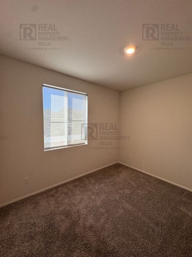 Building Photo - Gorgeous Menifee Pool Home with Downstairs...