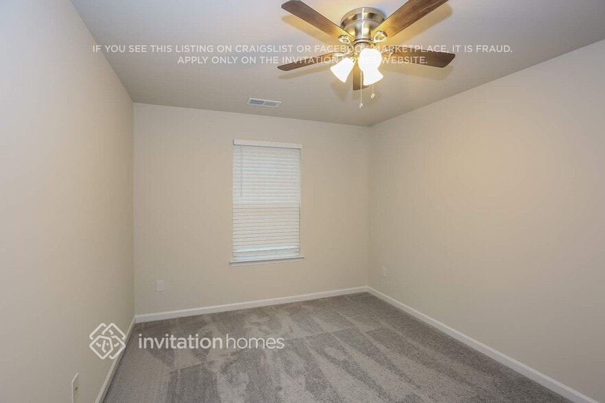 Building Photo - 406 Kennerly Ctr Dr