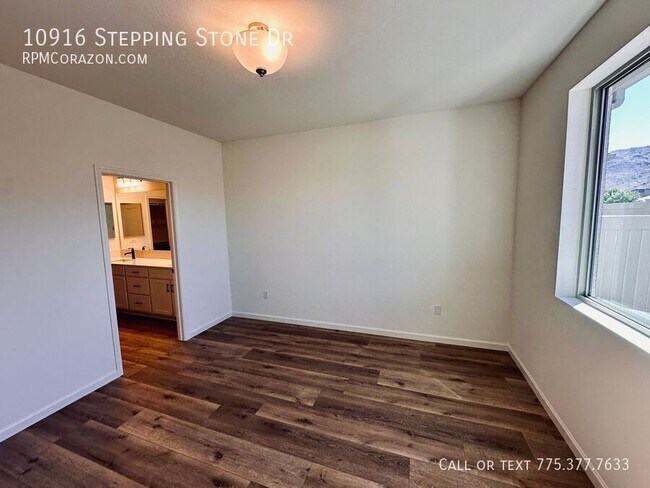 Building Photo - 10916 Stepping Stone Dr