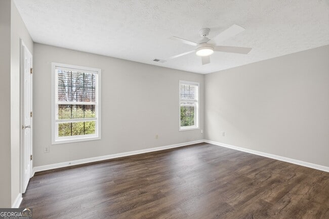 Building Photo - 5205 Maltdie Ct NE