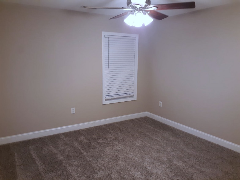 Building Photo - 5311 Stricter Ln