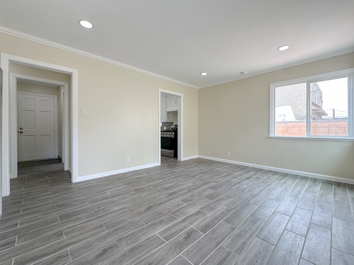 Building Photo - 4520 Marine Ave