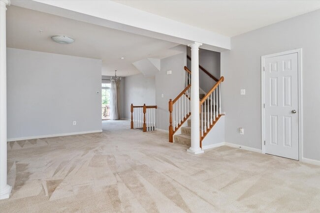 Building Photo - 1727 Jennifer Meadows Ct