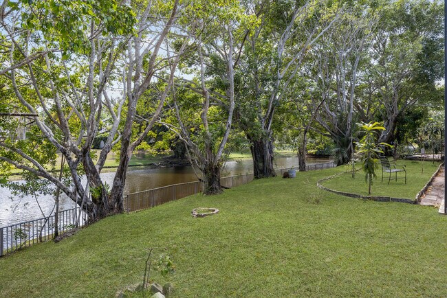 Building Photo - 10058 El Caballo Ct