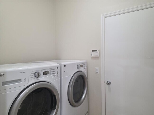 Building Photo - 311 Rambling Cir