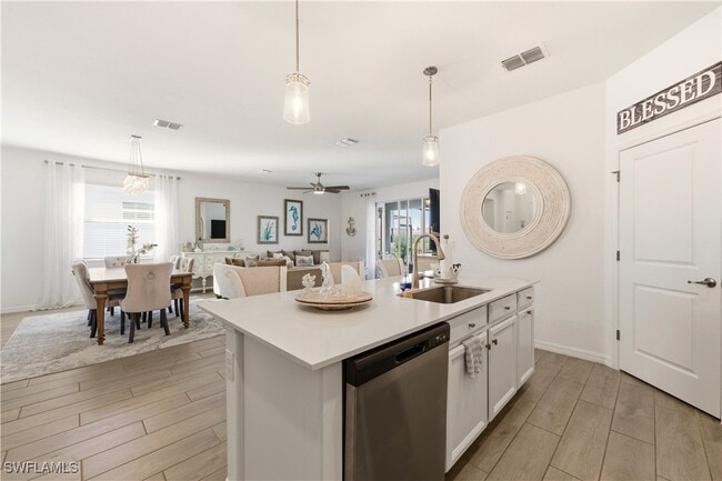 Building Photo - 2537 Kona Wy