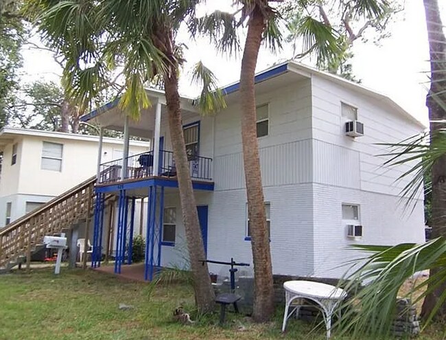 Building Photo - 626 23rd Ave S