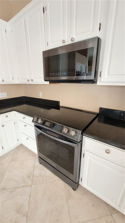 Building Photo - 14314 Mandolin Dr