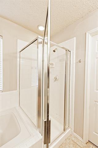 Building Photo - 1321 Overlook Dr