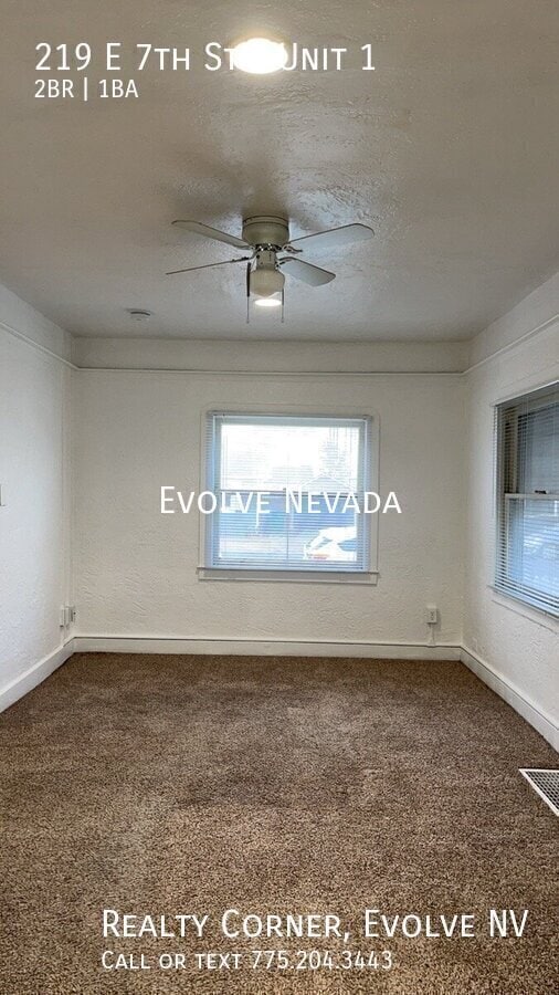 Building Photo - 219 E 7th St